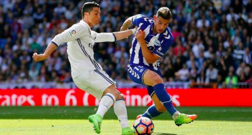 بالفيديو.. من هو هيرنانديز الذي يتصارع عليه برشلونة وريال مدريد؟